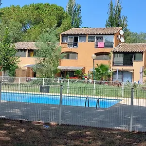  Appartement Aux Abords Du Lac